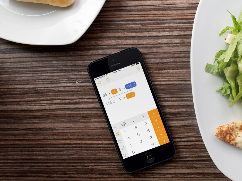 Tydlig being used on iPhone in a restaurant